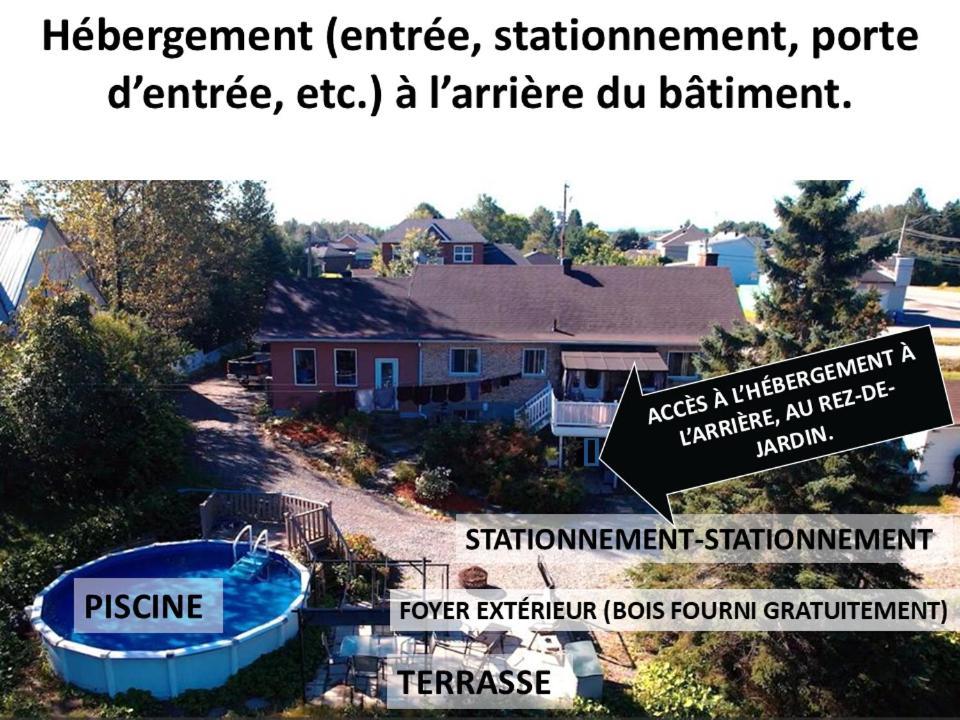 Au pied des Monts-Valin, hébergement touristique Saint-Honoré Exterior foto